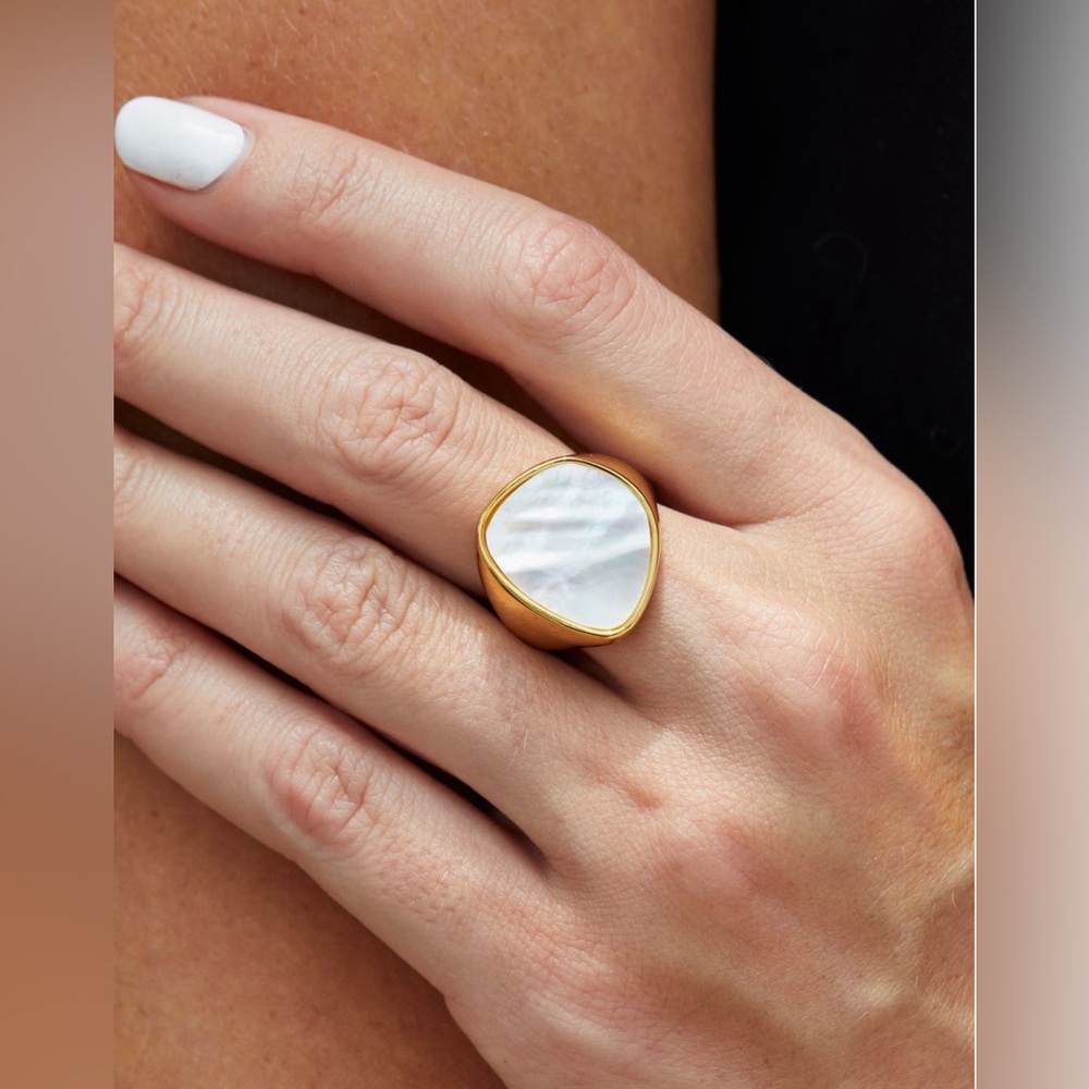 NEW! Savvy Cie Jewels 18K Yellow Gold Plated Mother of Pearl Ring